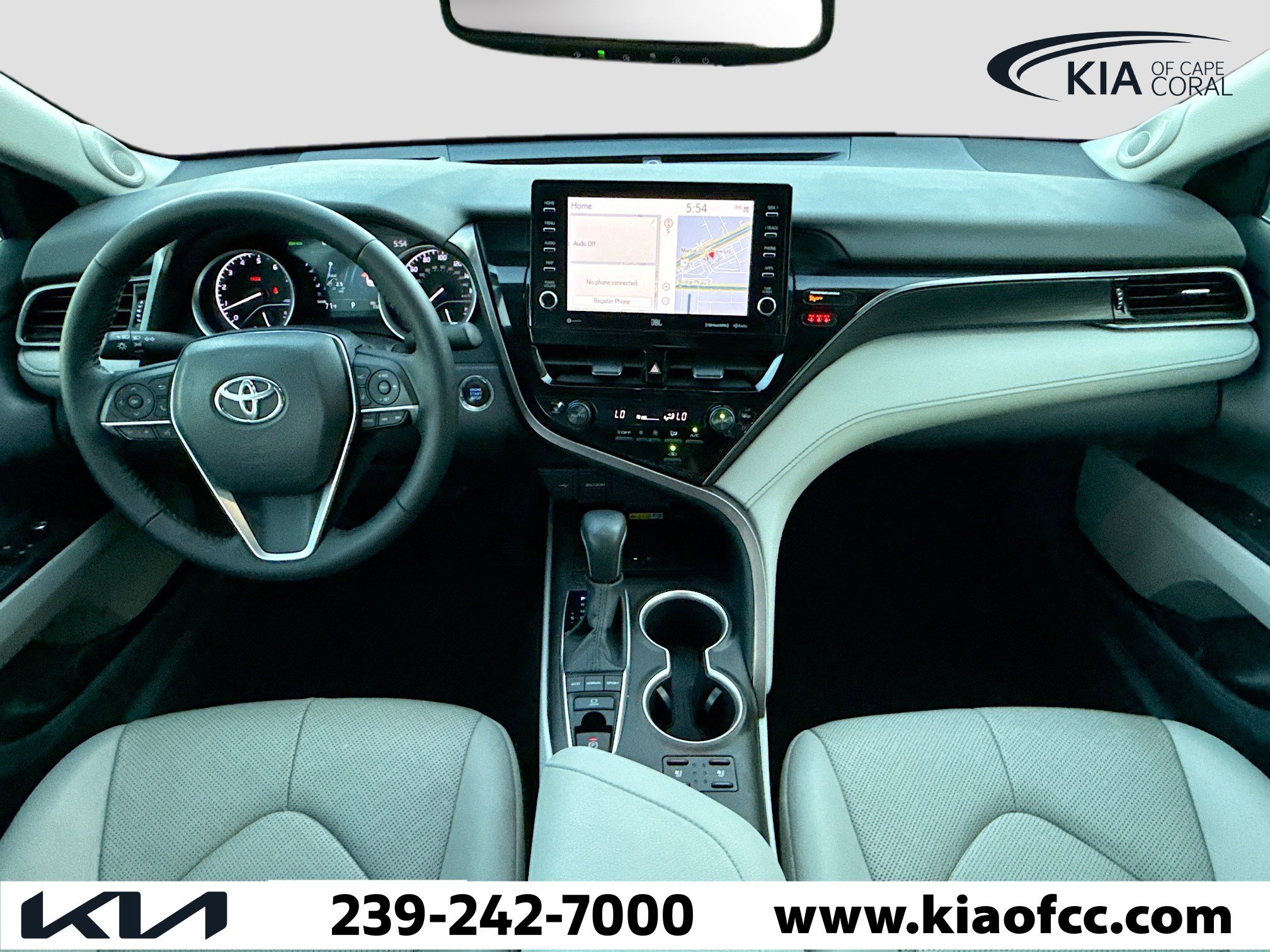 Used 2023 Toyota Camry XLE w/ Navigation Package image 15