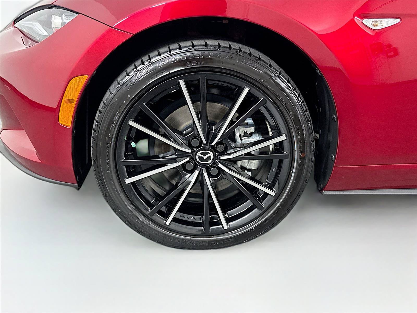 Certified 2025 MAZDA MX-5 Miata Grand Touring RWD image 45