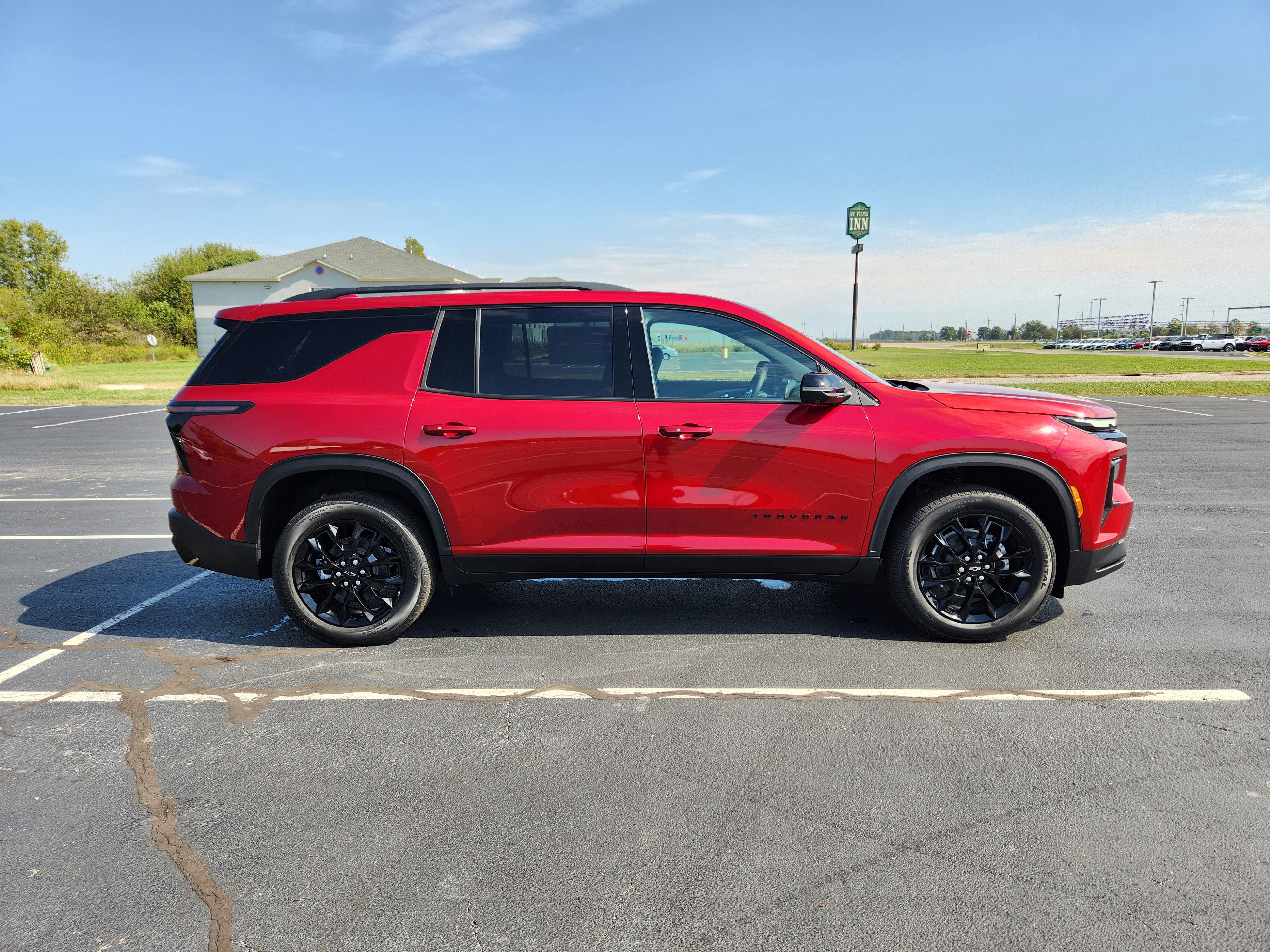 New 2026 Chevrolet Traverse LT w/ Midnight/Sport Edition image 5
