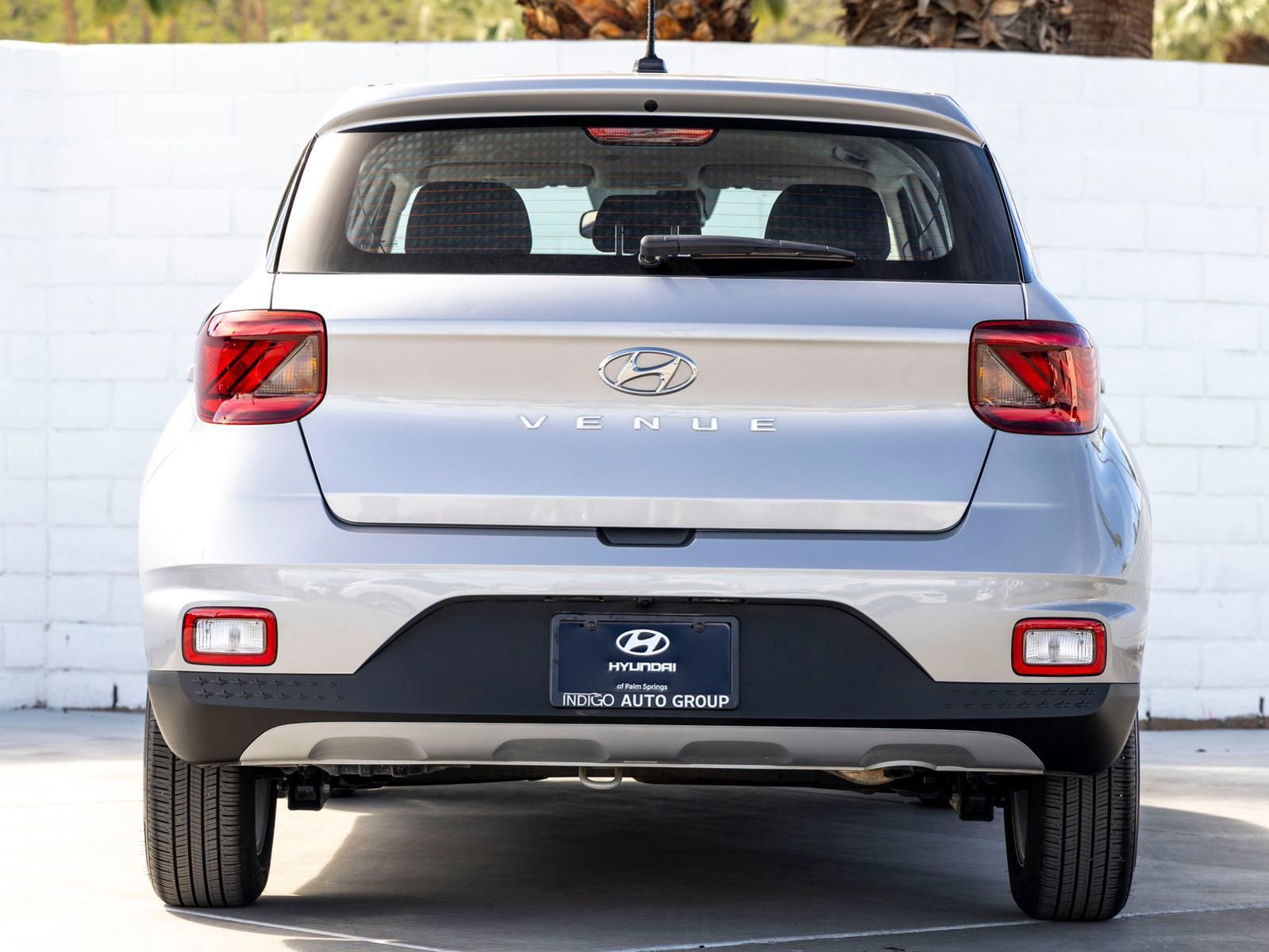 Used 2025 Hyundai Venue SE image 9