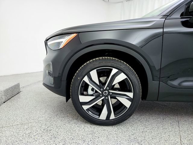 New 2026 Volvo XC40 B5 Ultra w/ Climate Package image 26