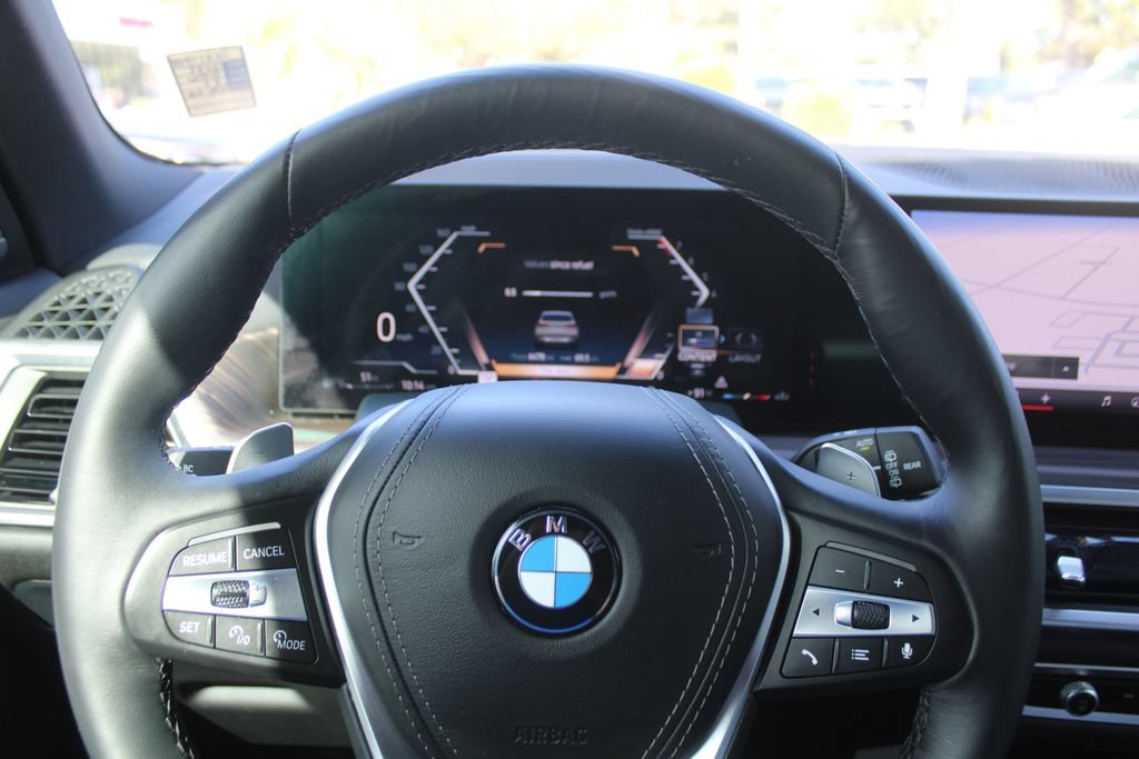 Used 2025 BMW X5 xDrive40i AWD/4WD image 30