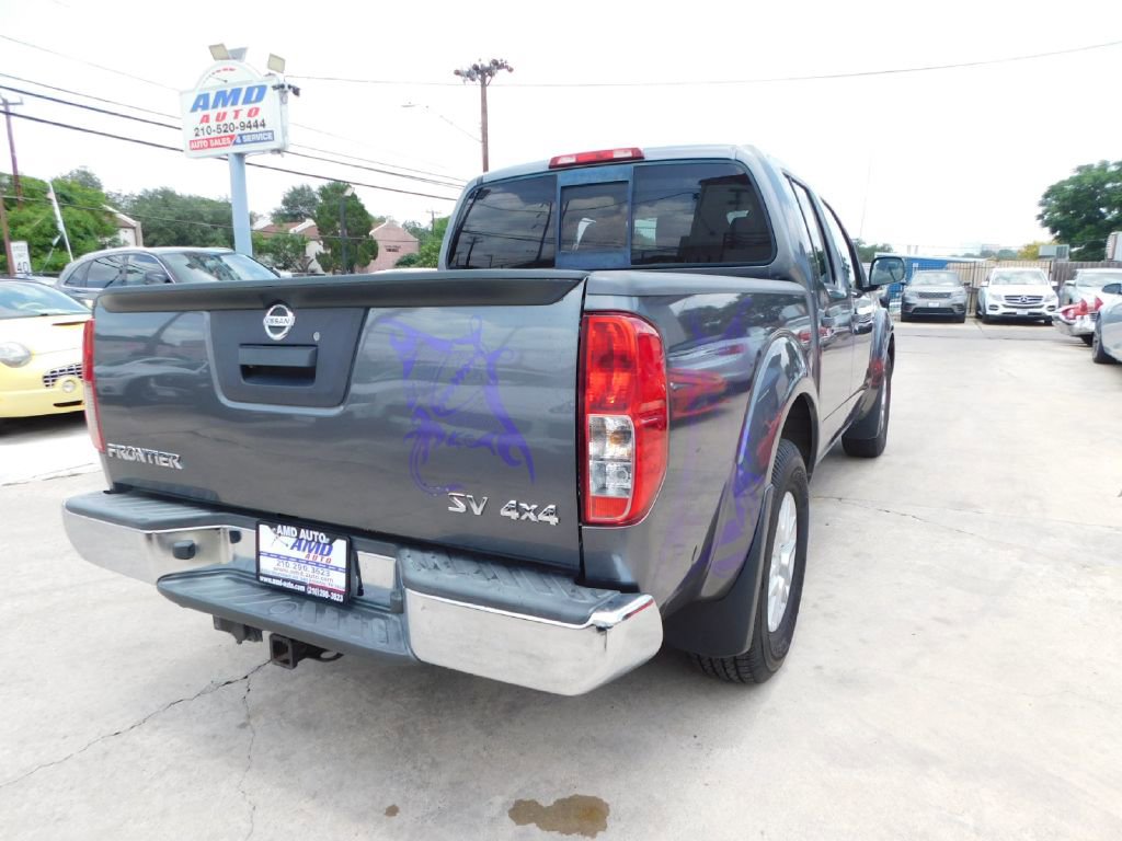 Used 2019 Nissan Frontier SV image 7