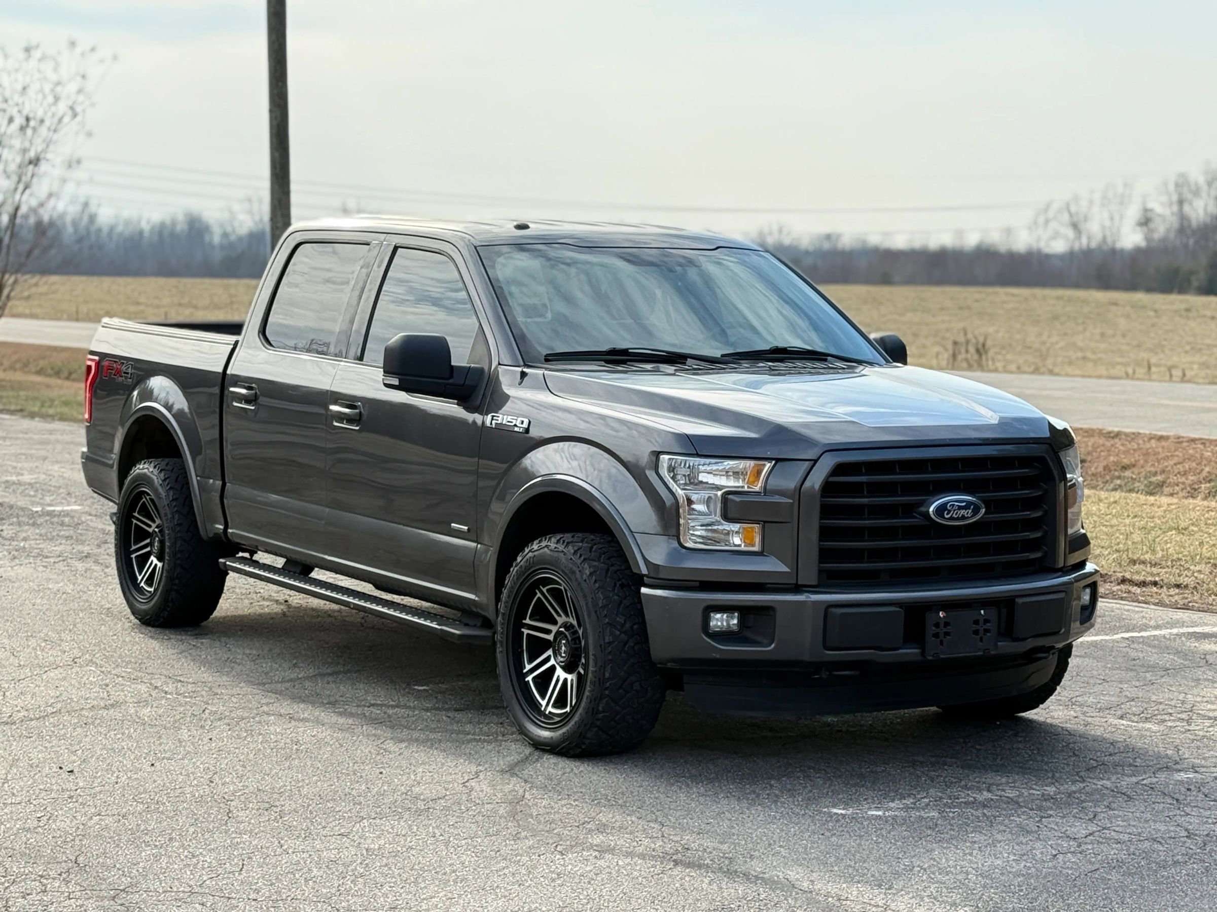 Used 2015 Ford F150 XLT w/ Equipment Group 302A Luxury image 1