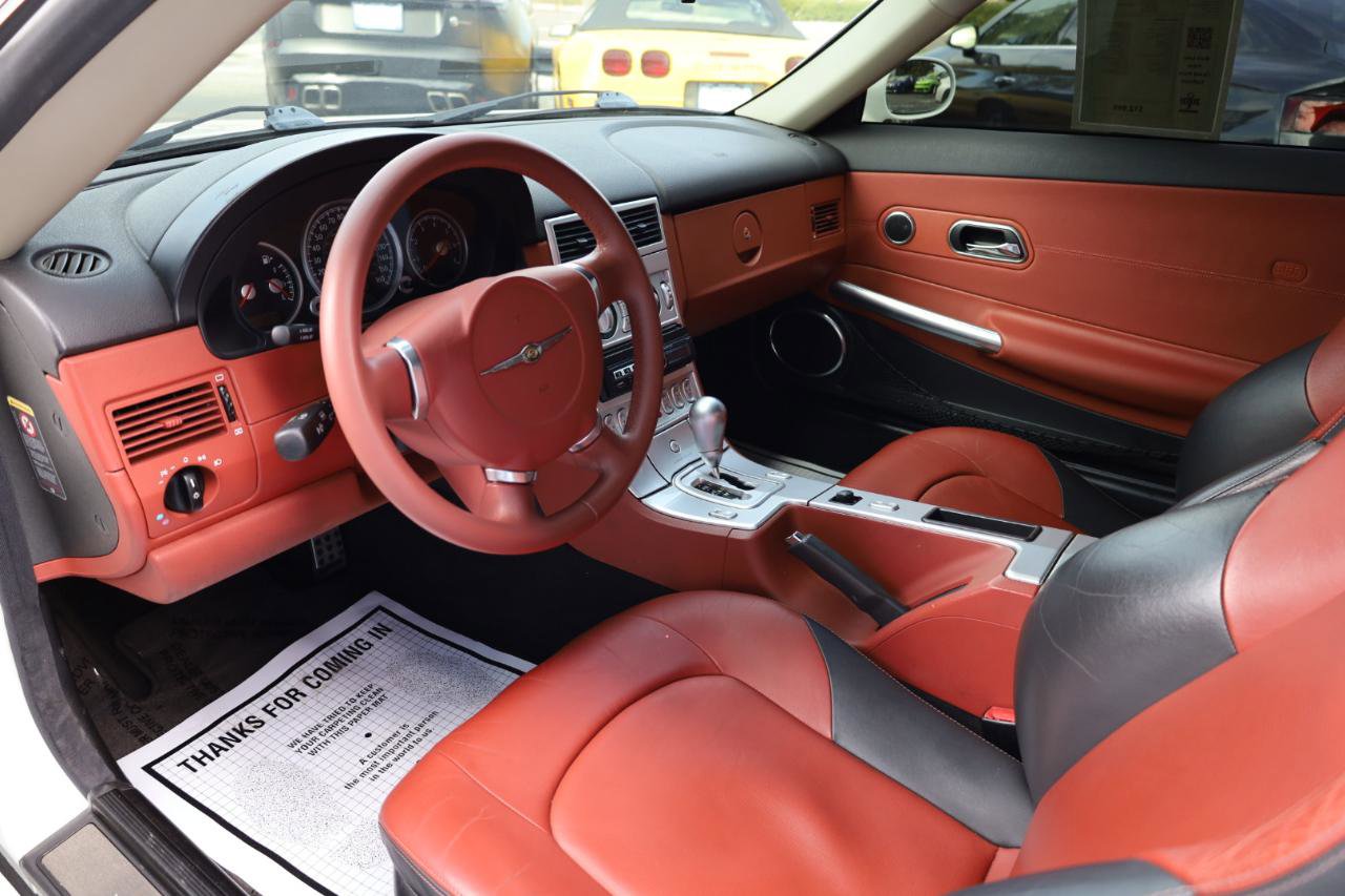 Used 2005 Chrysler Crossfire Limited image 8