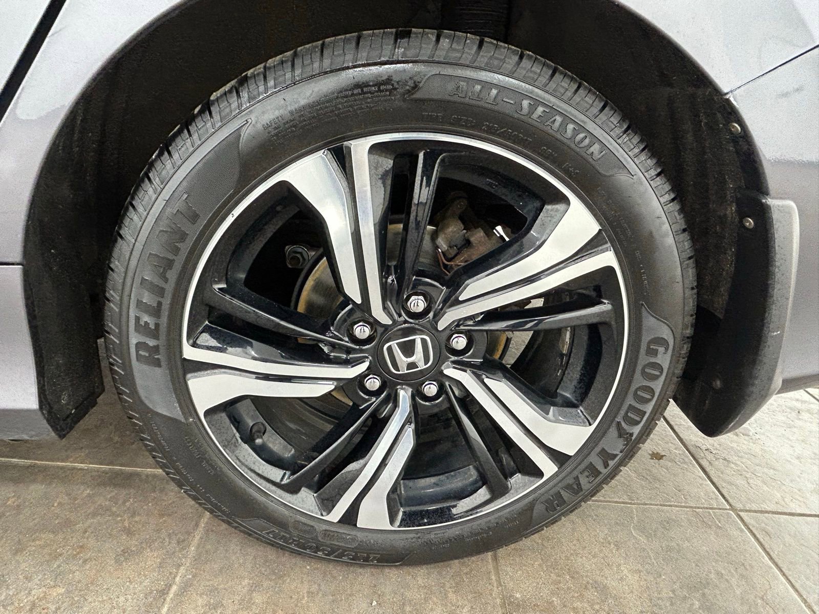 Used 2017 Honda Civic Touring image 34