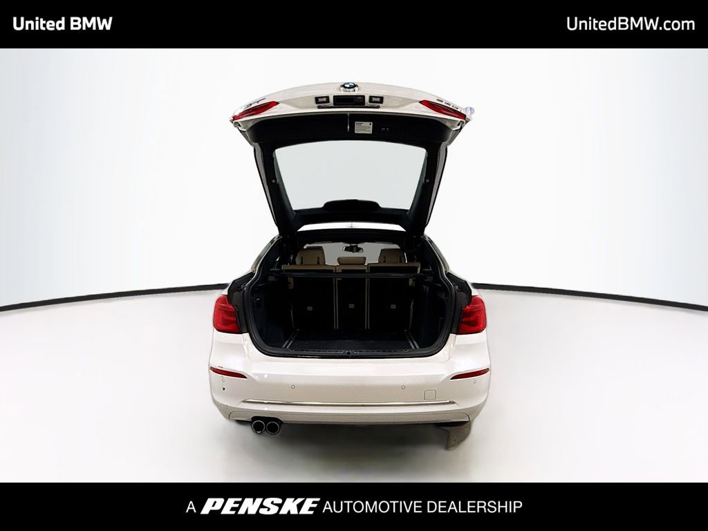 Used 2018 BMW 330i Gran Turismo xDrive image 14