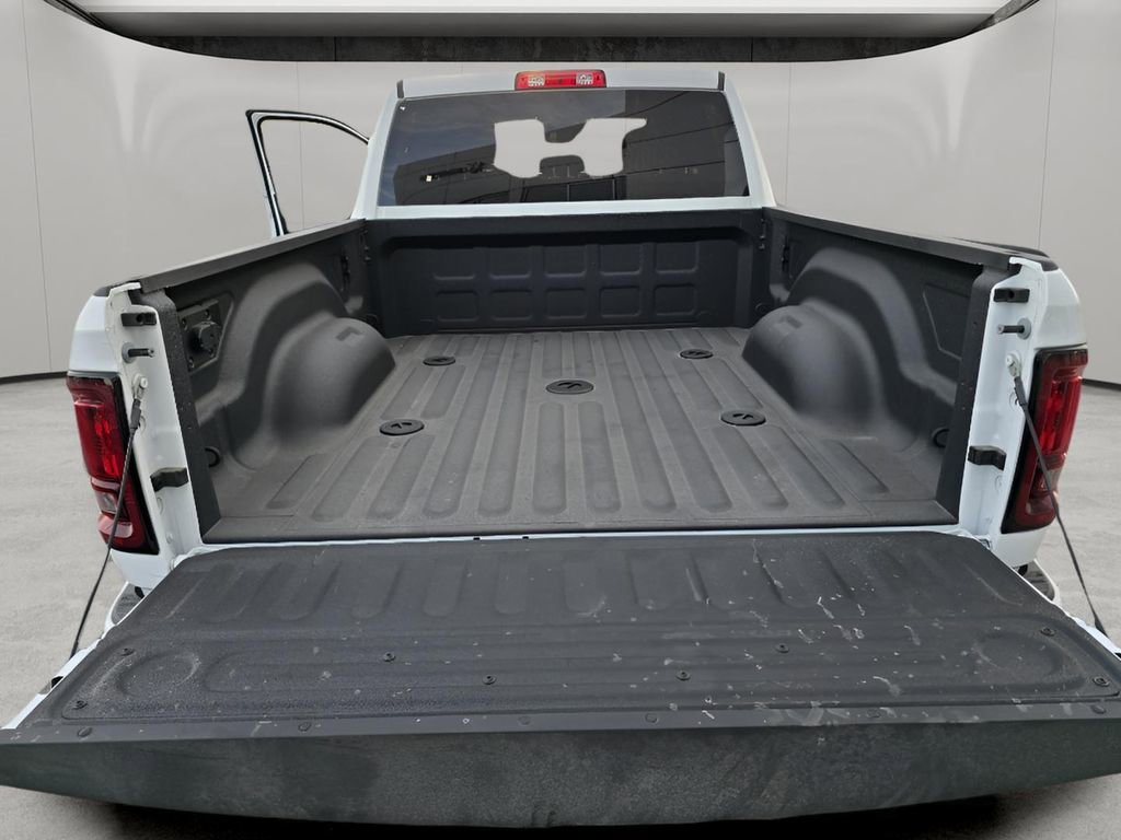 New 2026 RAM 2500 Big Horn AWD/4WD image 33