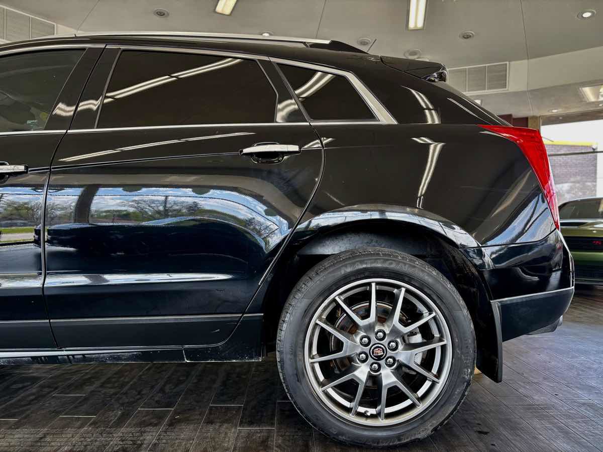 Used 2015 Cadillac SRX Premium w/ LPO, Protection Package FWD image 11