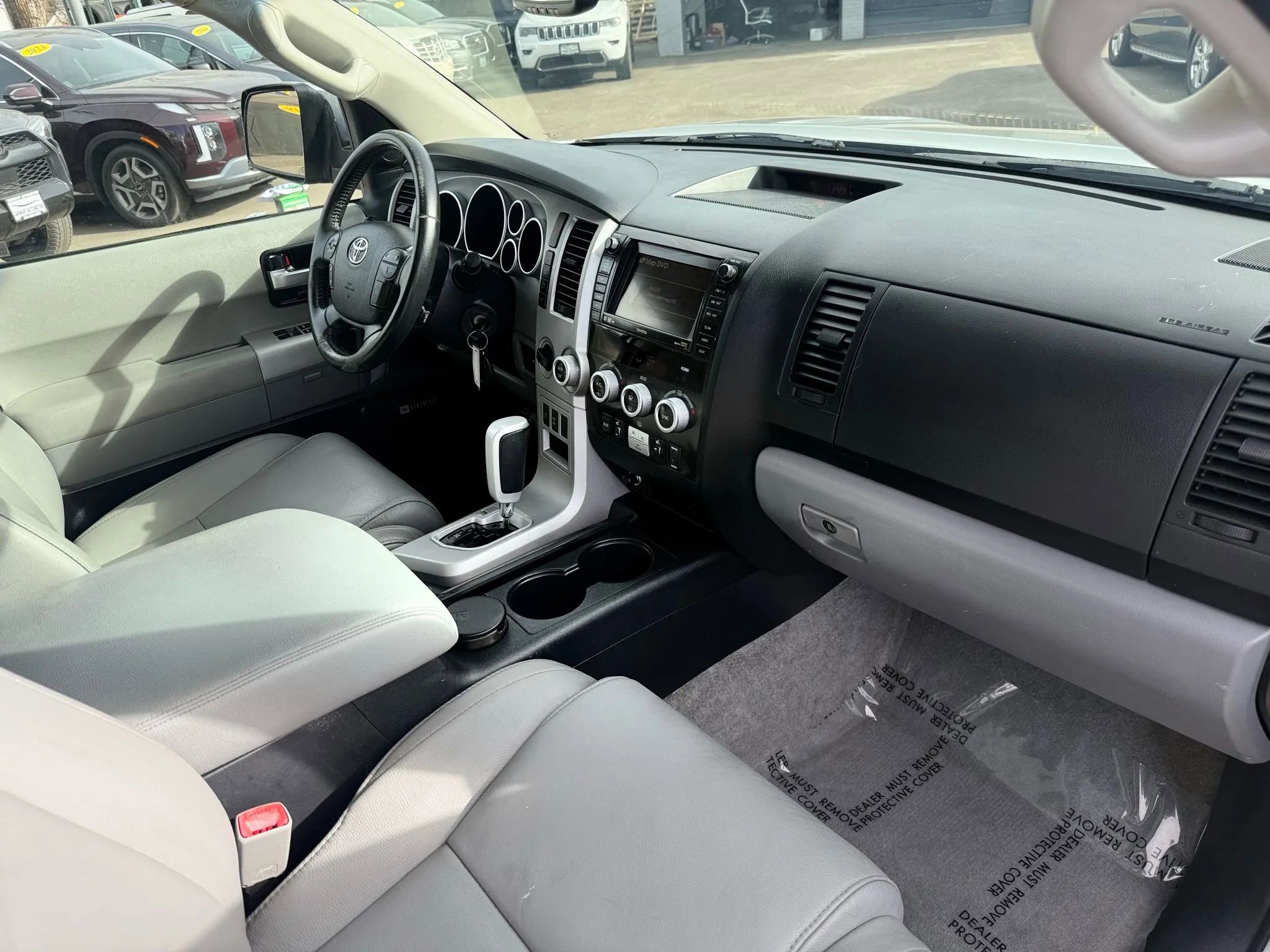 Used 2008 Toyota Sequoia Limited image 23