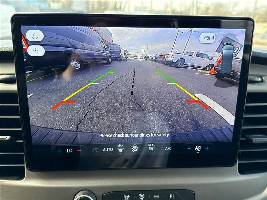 Used 2022 Ford Transit 350 XLT image 42