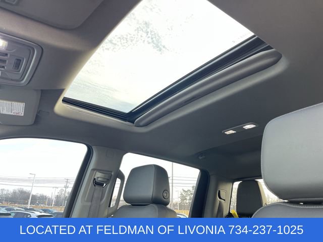 Certified 2023 Chevrolet Silverado 3500 LTZ w/ LTZ Convenience Package image 18