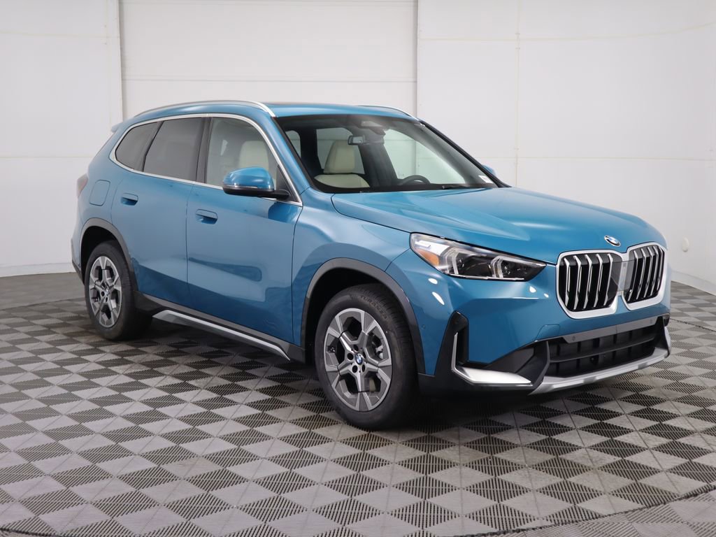 Used 2025 BMW X1 xDrive28i w/ Convenience Package image 4