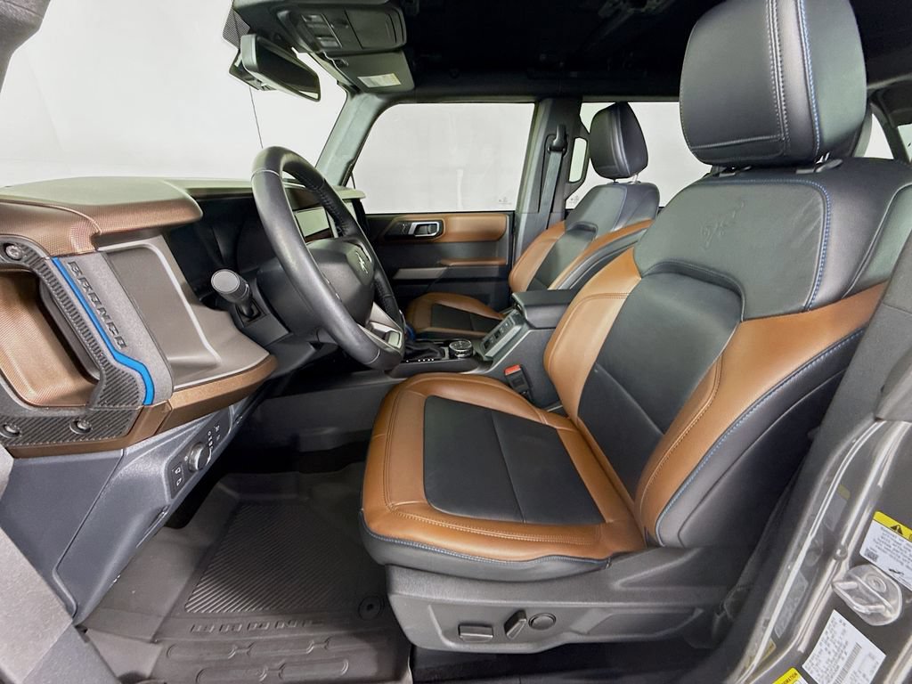 Used 2022 Ford Bronco Outer Banks AWD/4WD image 5