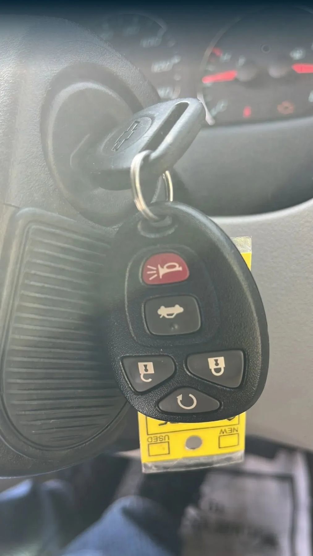 Used 2012 Chevrolet Impala LTZ FWD image 17