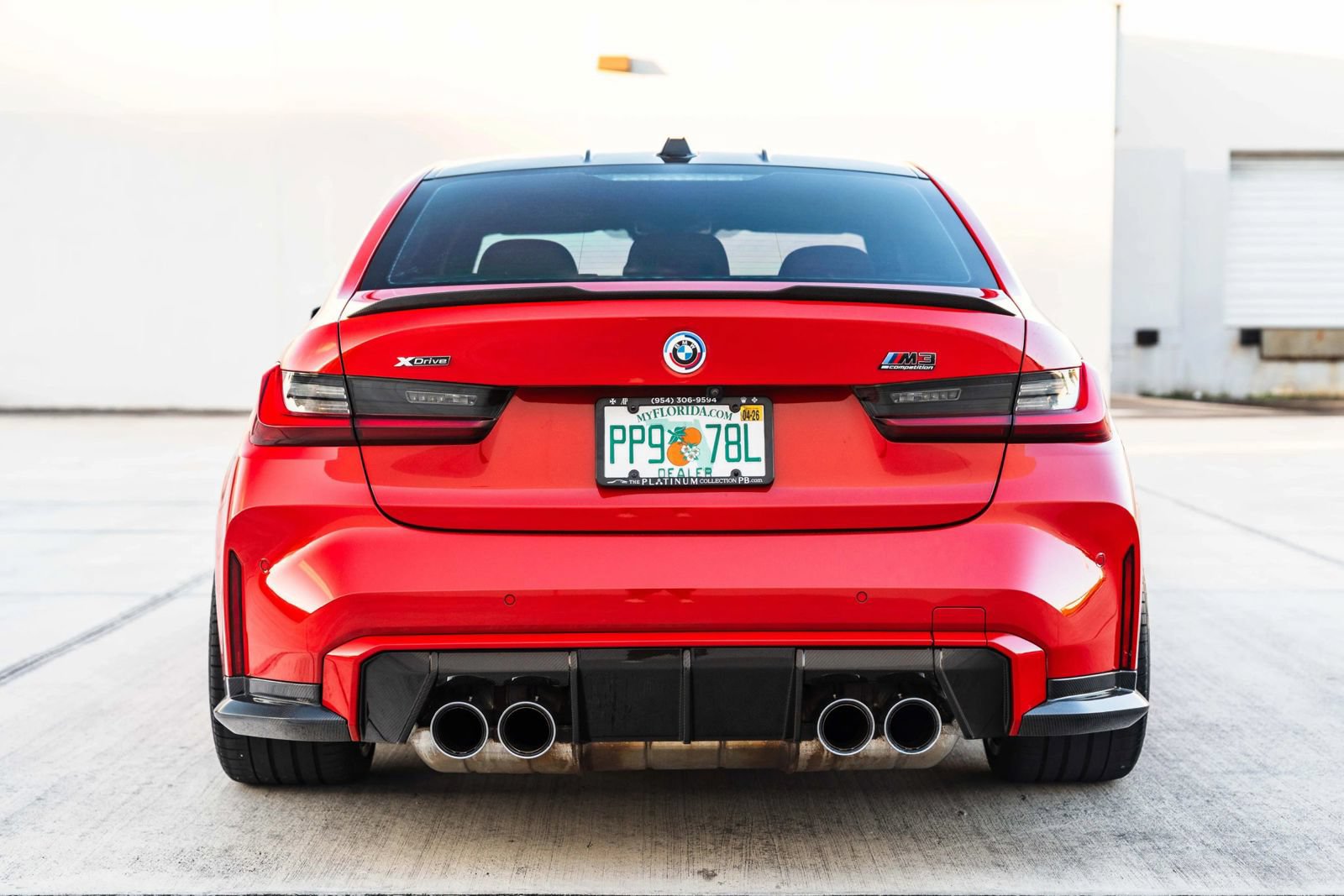 Used 2023 BMW M3 Competition w/ M Carbon Exterior Package AWD/4WD image 18