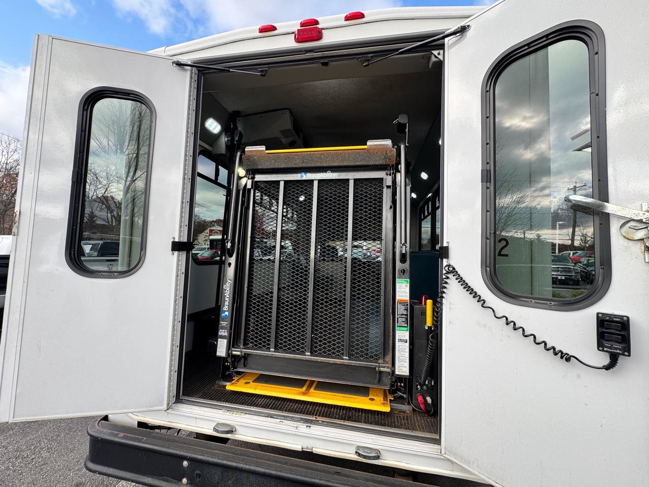 Used 2017 Ford E-350 and Econoline 350 Super Duty w/ Shuttle Bus Prep Package RWD image 49