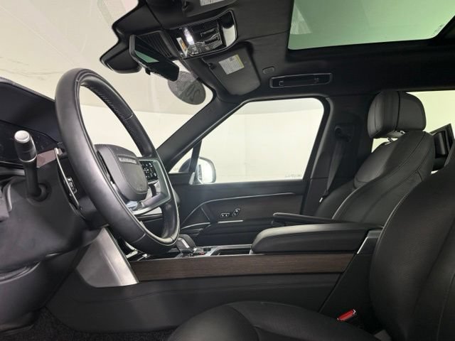 Used 2023 Land Rover Range Rover Long Wheelbase Autobiography AWD/4WD image 34