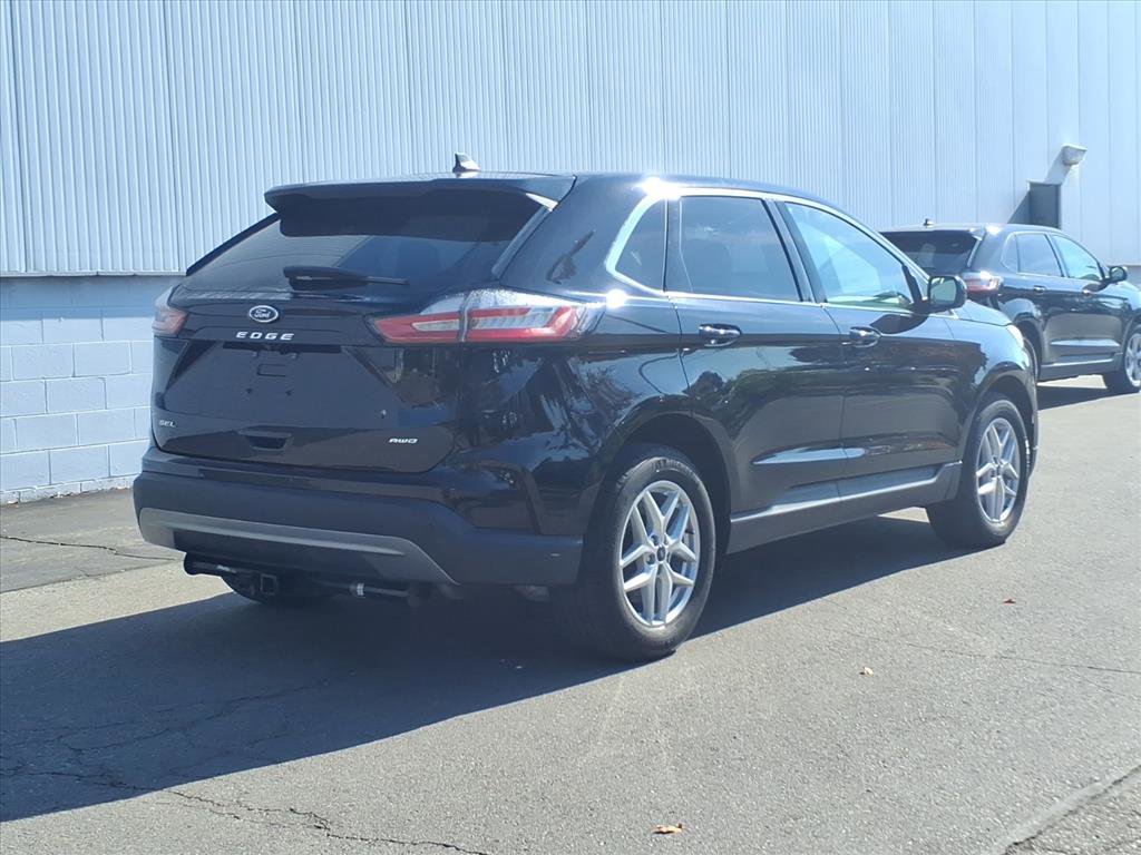 Certified 2022 Ford Edge SEL w/ Convenience Package image 5