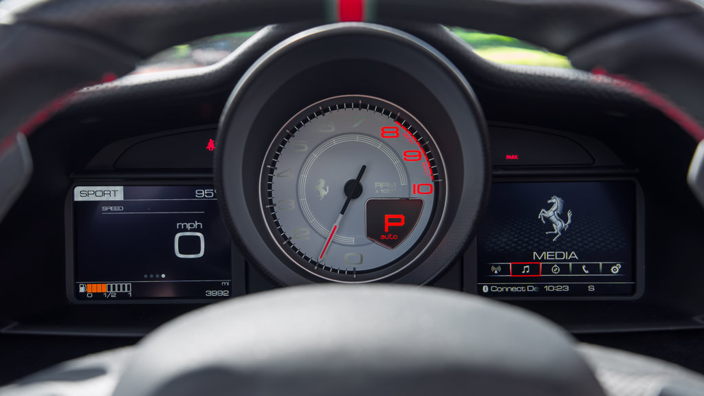 Certified 2020 Ferrari 488 Pista Spider RWD image 19