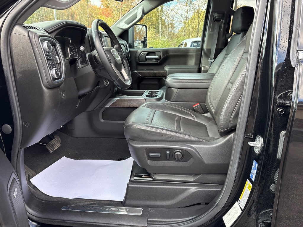 Used 2023 GMC Sierra 2500 Denali image 14