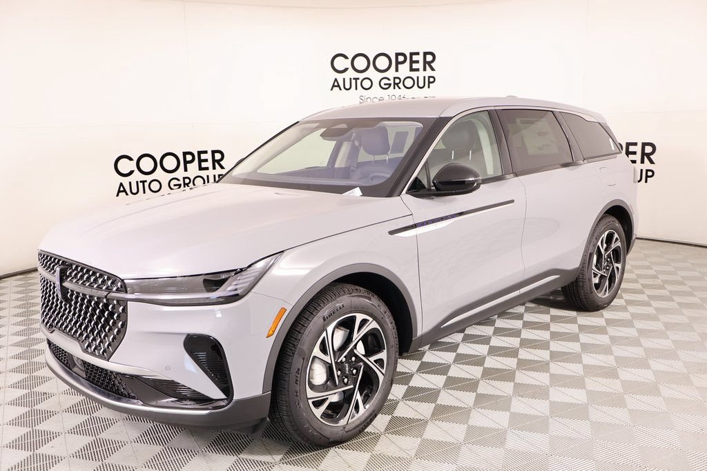 New 2026 Lincoln Nautilus Premier AWD/4WD image 10