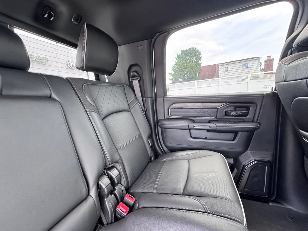 Used 2026 RAM 2500 Limited AWD/4WD image 22