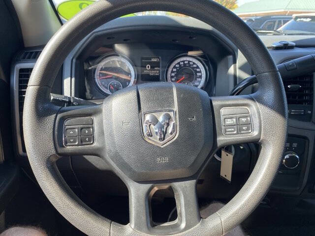 Used 2018 RAM 1500 ST w/ SXT Appearance Group image 14