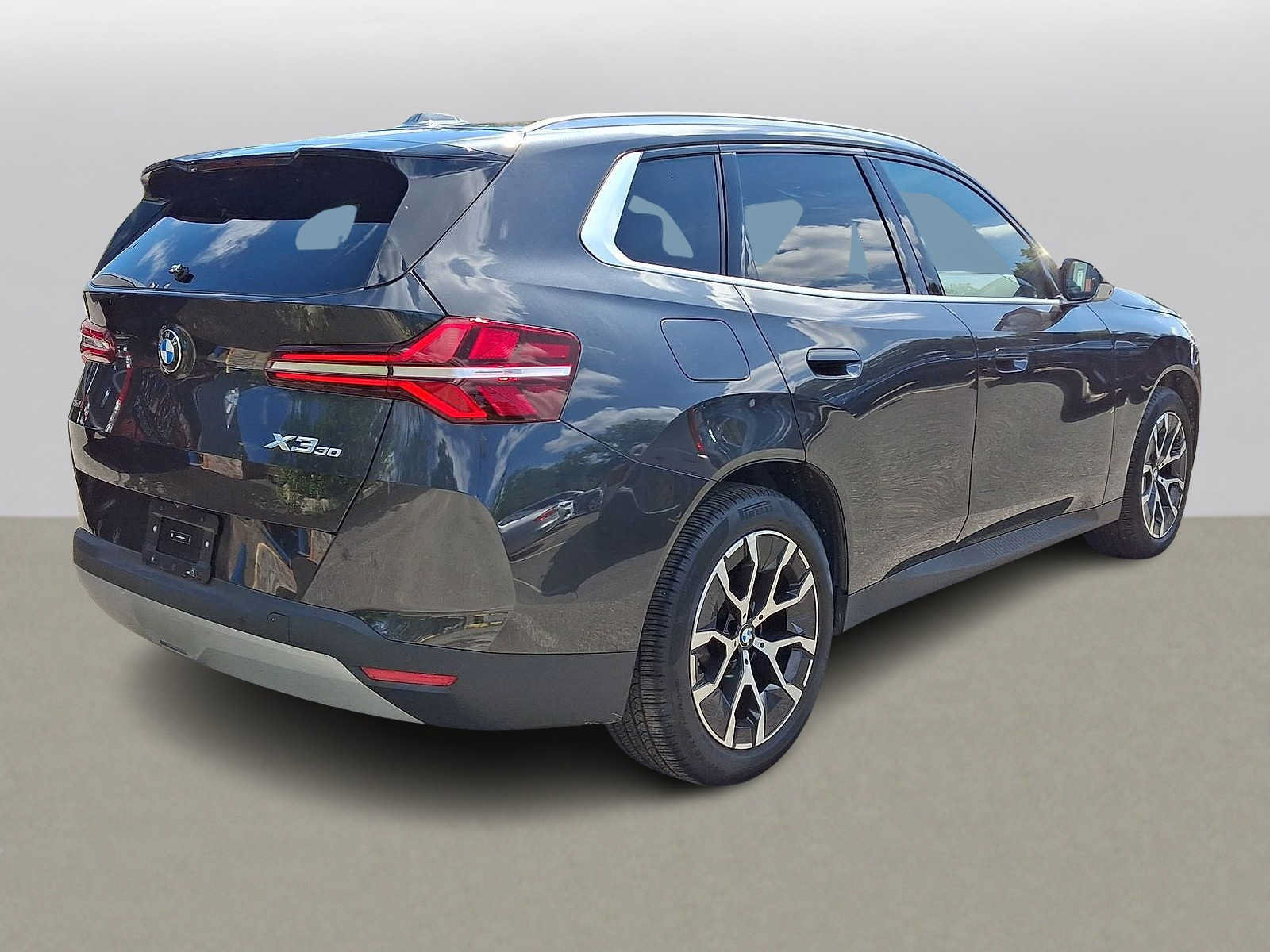 Used 2025 BMW X3 xDrive30i w/ Premium Package AWD/4WD image 31