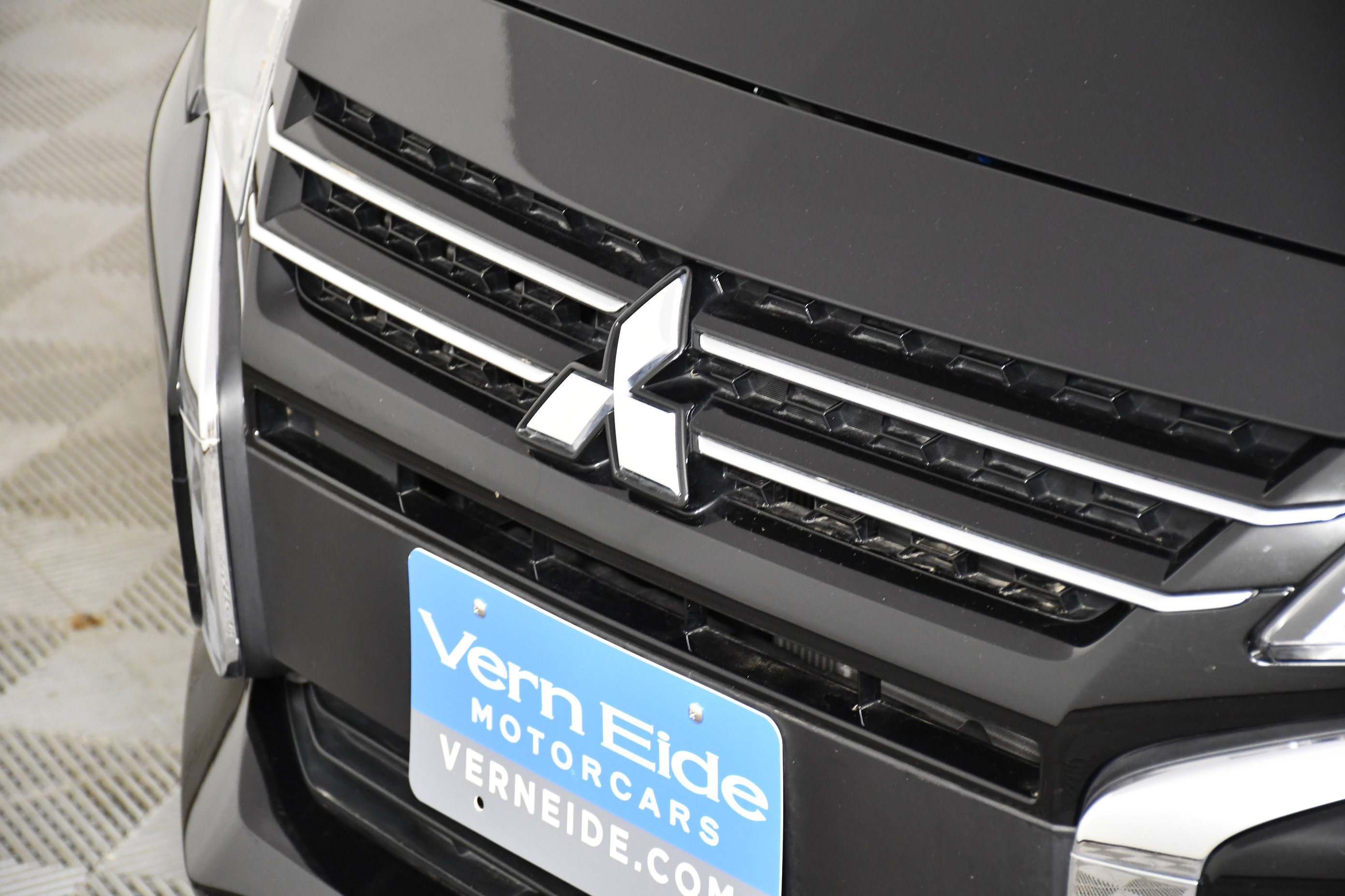 Used 2024 Mitsubishi Mirage LE FWD image 11