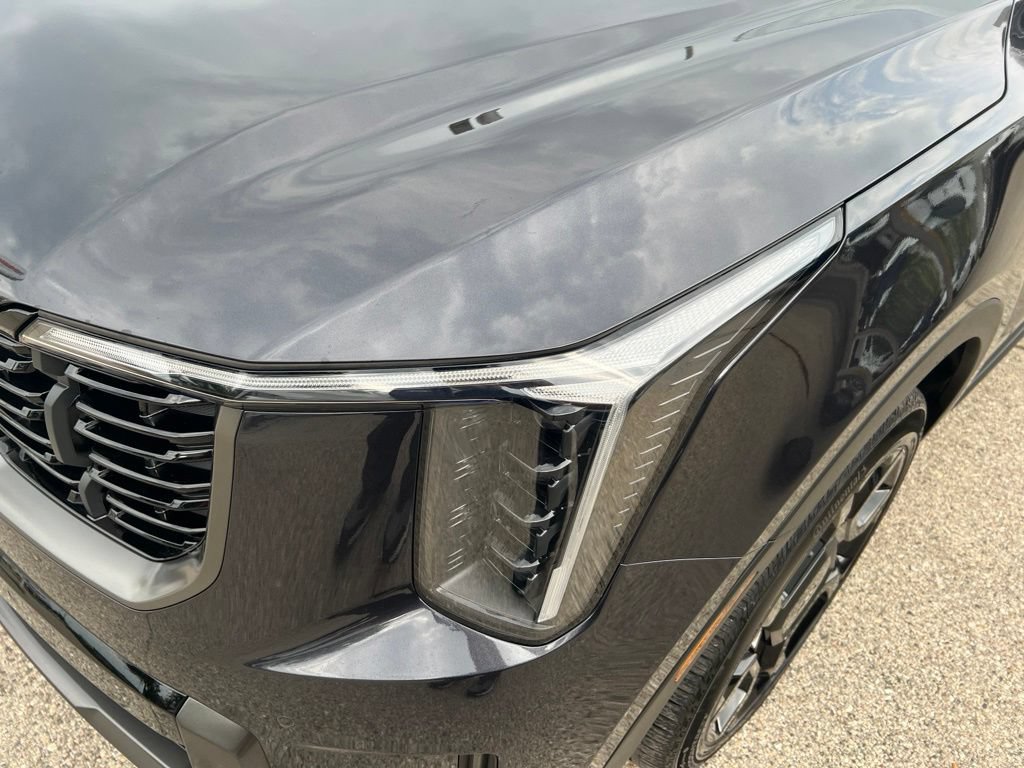 Certified 2025 Kia Sorento X-Line EX AWD/4WD image 30