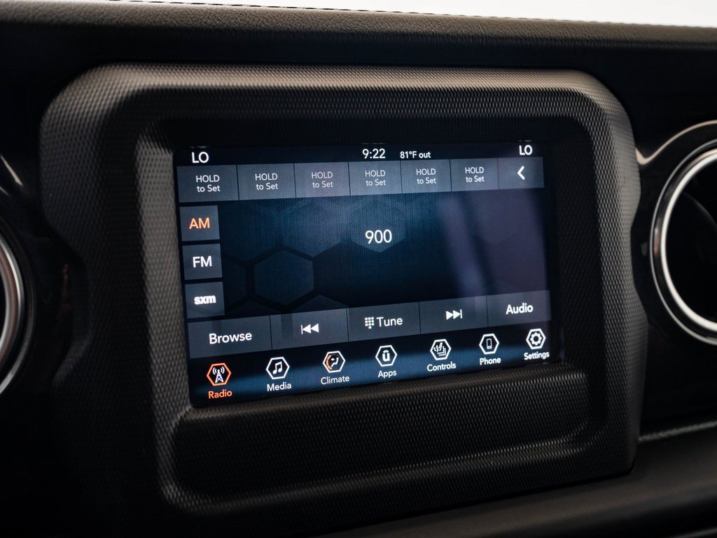 Used 2020 Jeep Wrangler Unlimited Sahara image 29