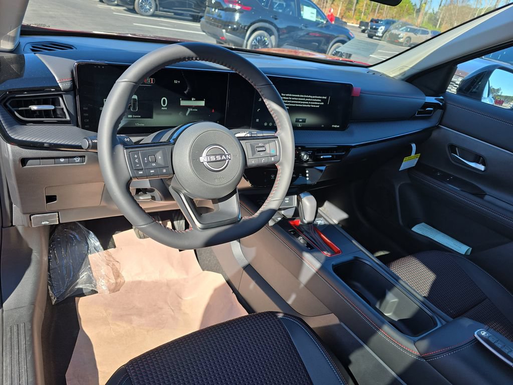 New 2026 Nissan Kicks SR w/ SR Premium Package FWD image 19