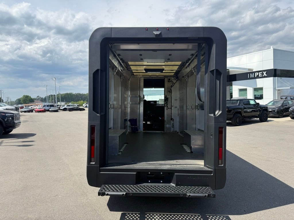 Used 2024 Chevrolet Brightdrop 600 w/ Commercial Equipment Package AWD/4WD image 21