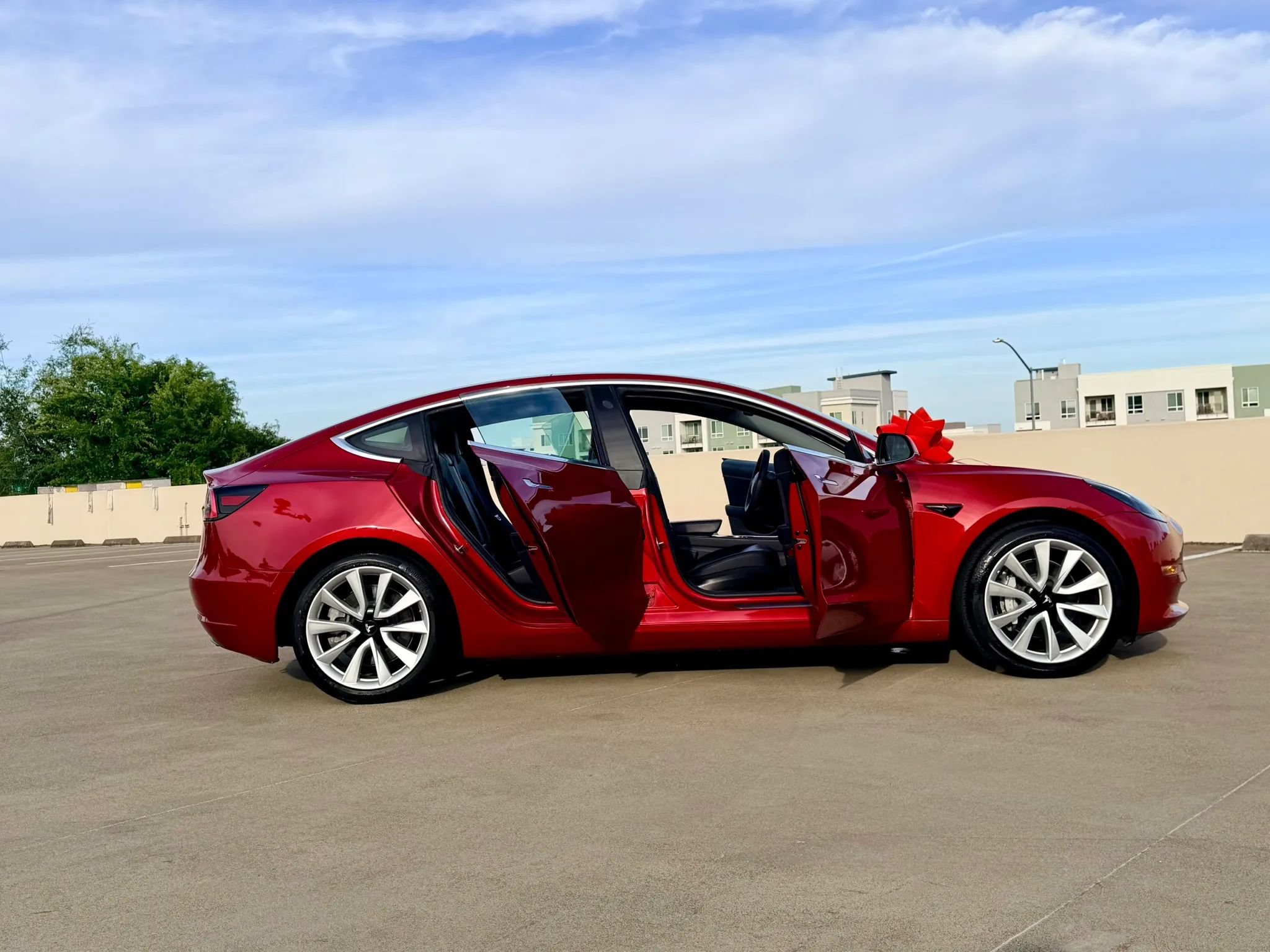 Used 2020 Tesla Model 3 Standard Range Plus RWD image 44