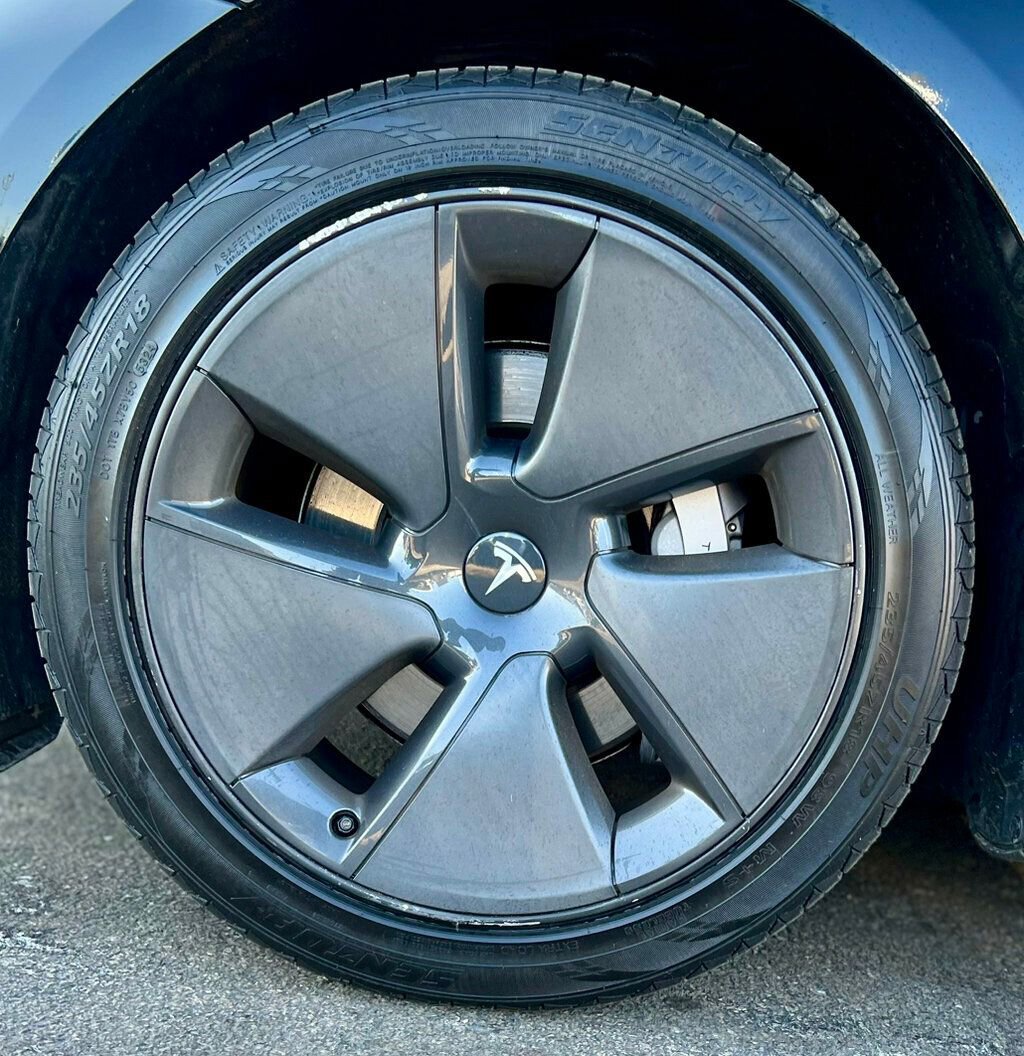 Used 2021 Tesla Model 3 Standard Range Plus image 32