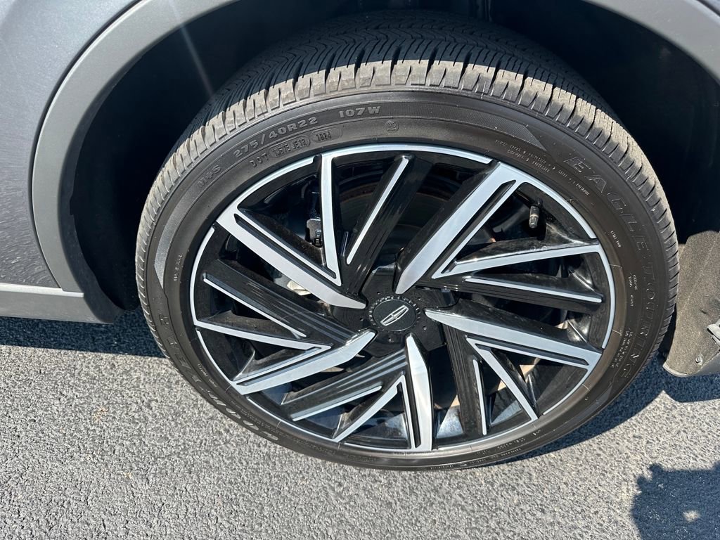 Used 2025 Lincoln Aviator Reserve w/ Equipment Group 201A image 25