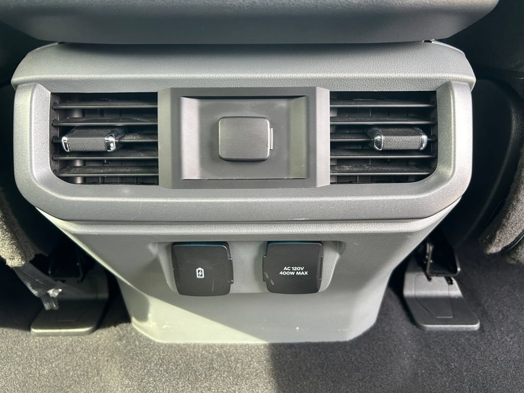 Used 2023 Ford F150 XLT w/ Equipment Group 302A High AWD/4WD image 19