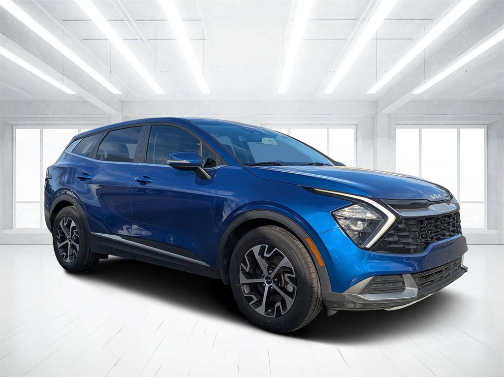 Used 2023 Kia Sportage EX image 1
