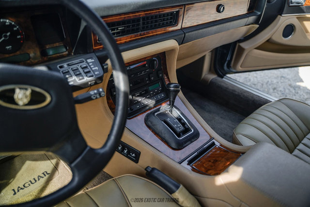 Used 1988 Jaguar XJ6 RWD image 55