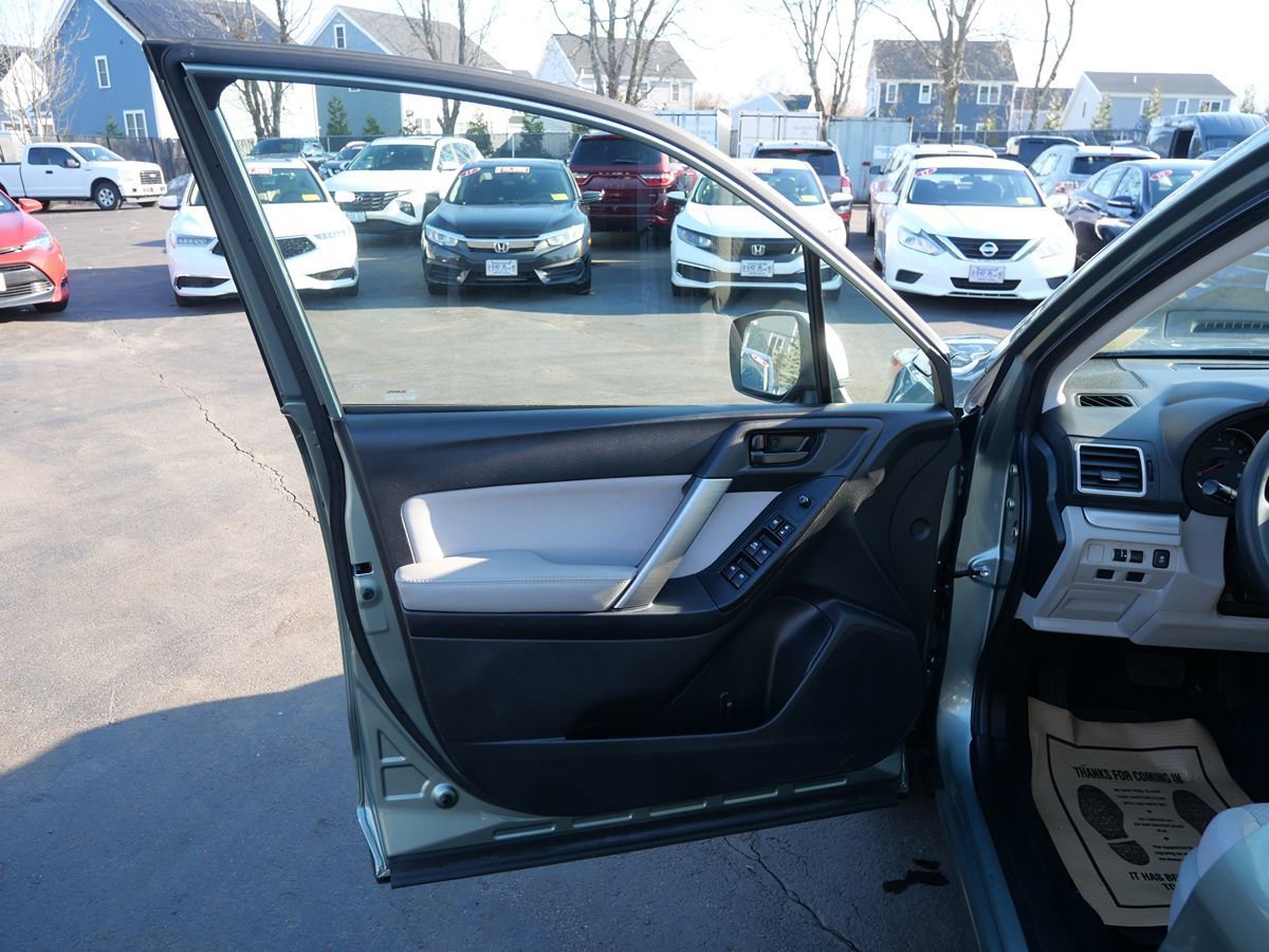 Used 2016 Subaru Forester 2.5i Premium w/ All-Weather Package image 14