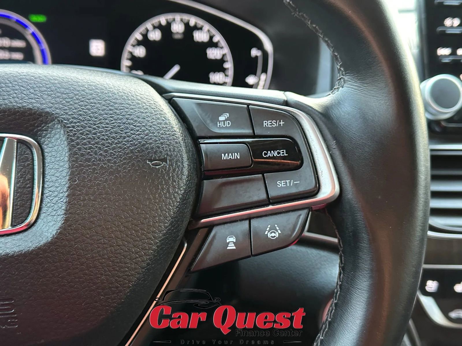 Used 2018 Honda Accord Touring image 27