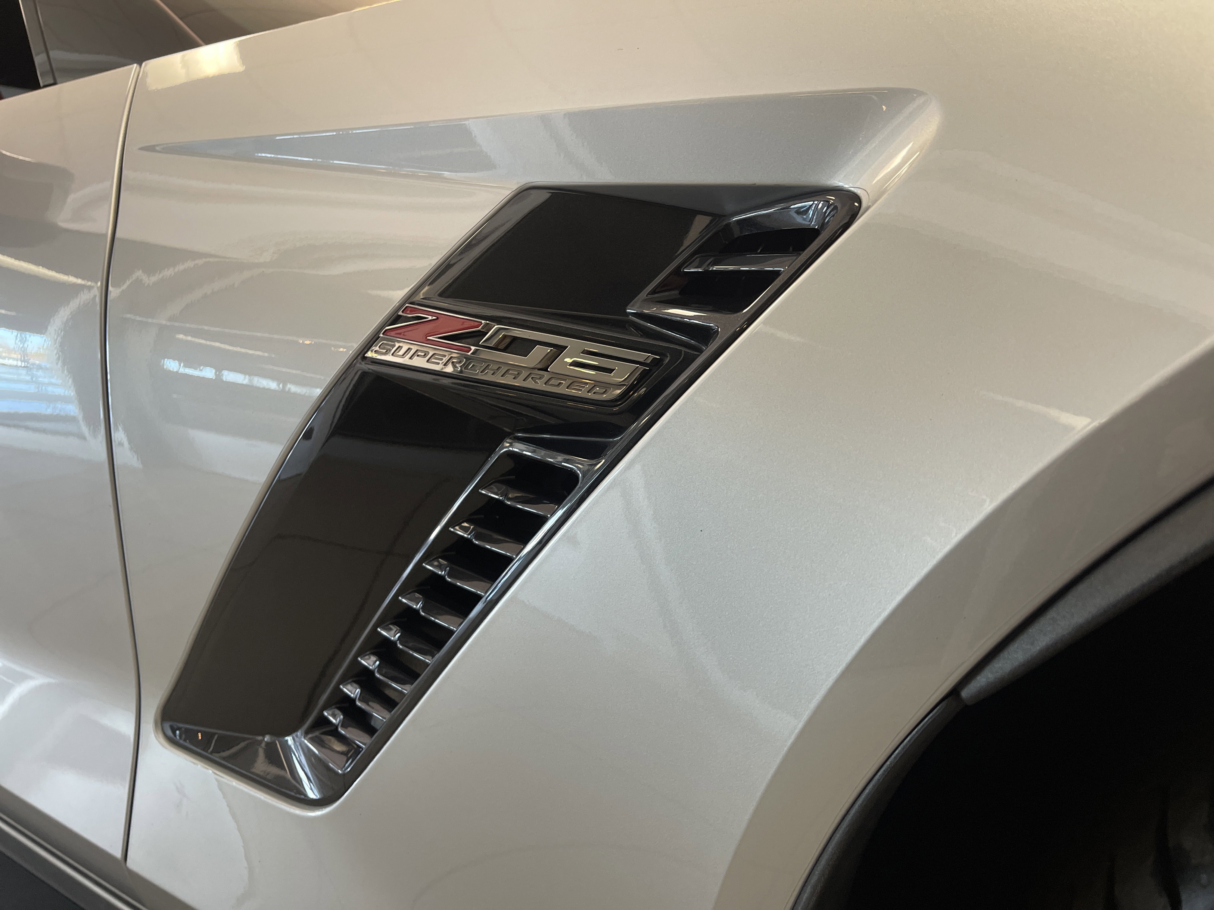 Used 2016 Chevrolet Corvette Z06 image 15