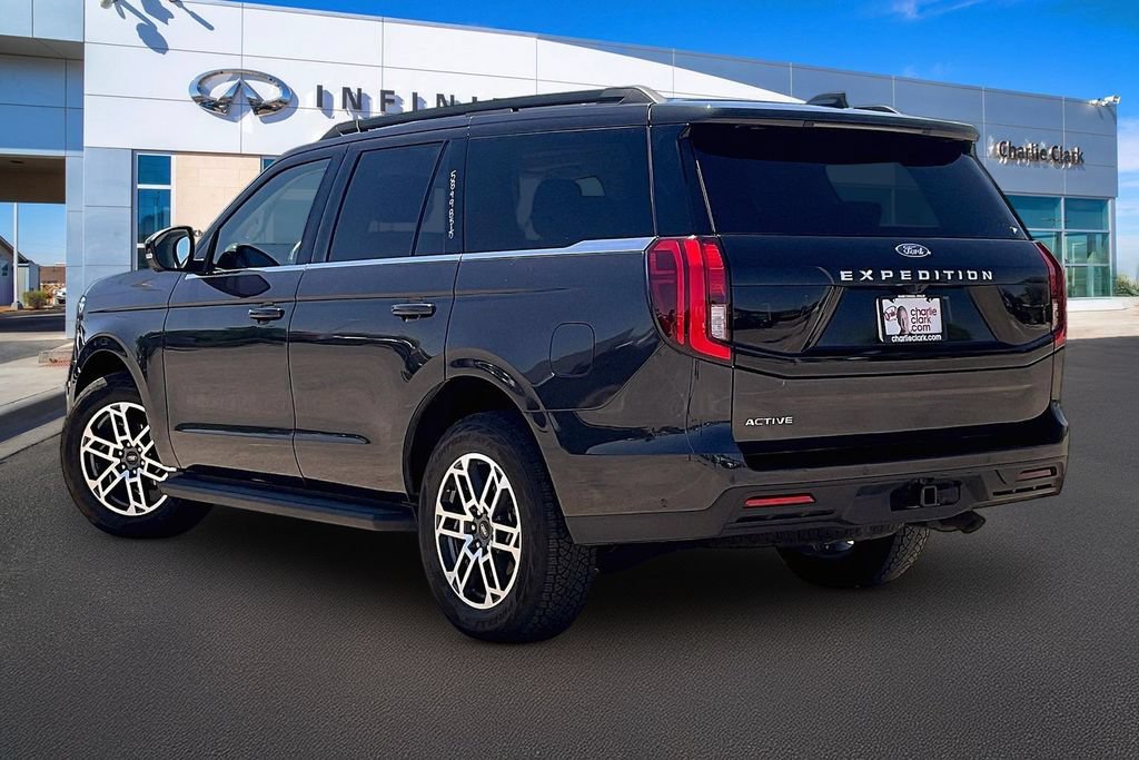 Used 2025 Ford Expedition Active AWD/4WD image 13