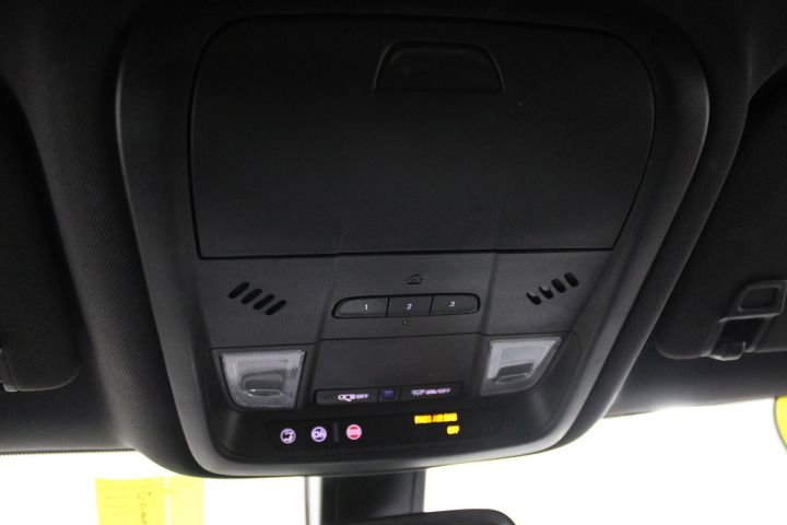 Used 2019 Chevrolet Blazer RS w/ LPO, Floor Liner Package image 43