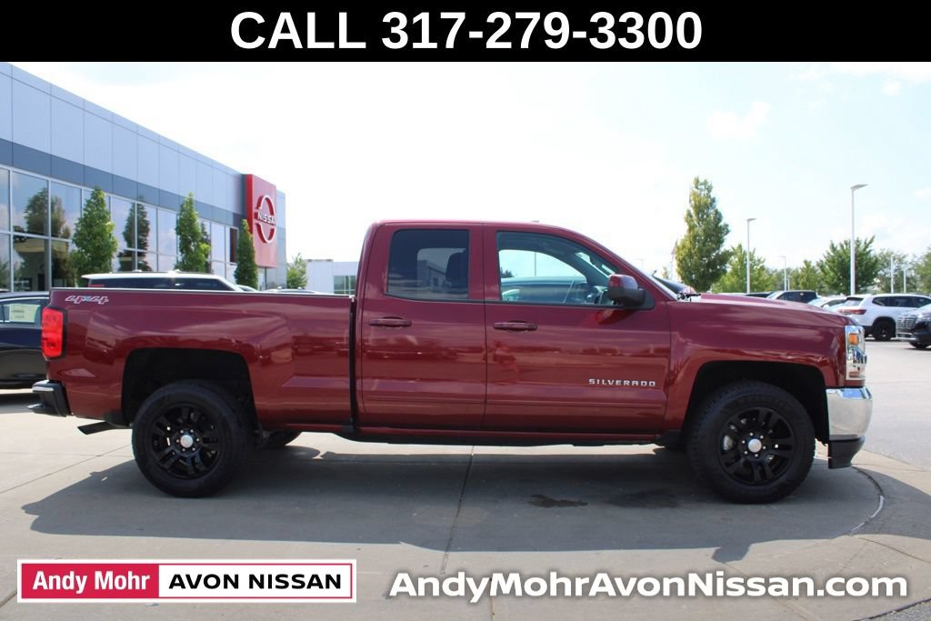 Used 2017 Chevrolet Silverado 1500 LT w/ All Star Edition AWD/4WD image 6