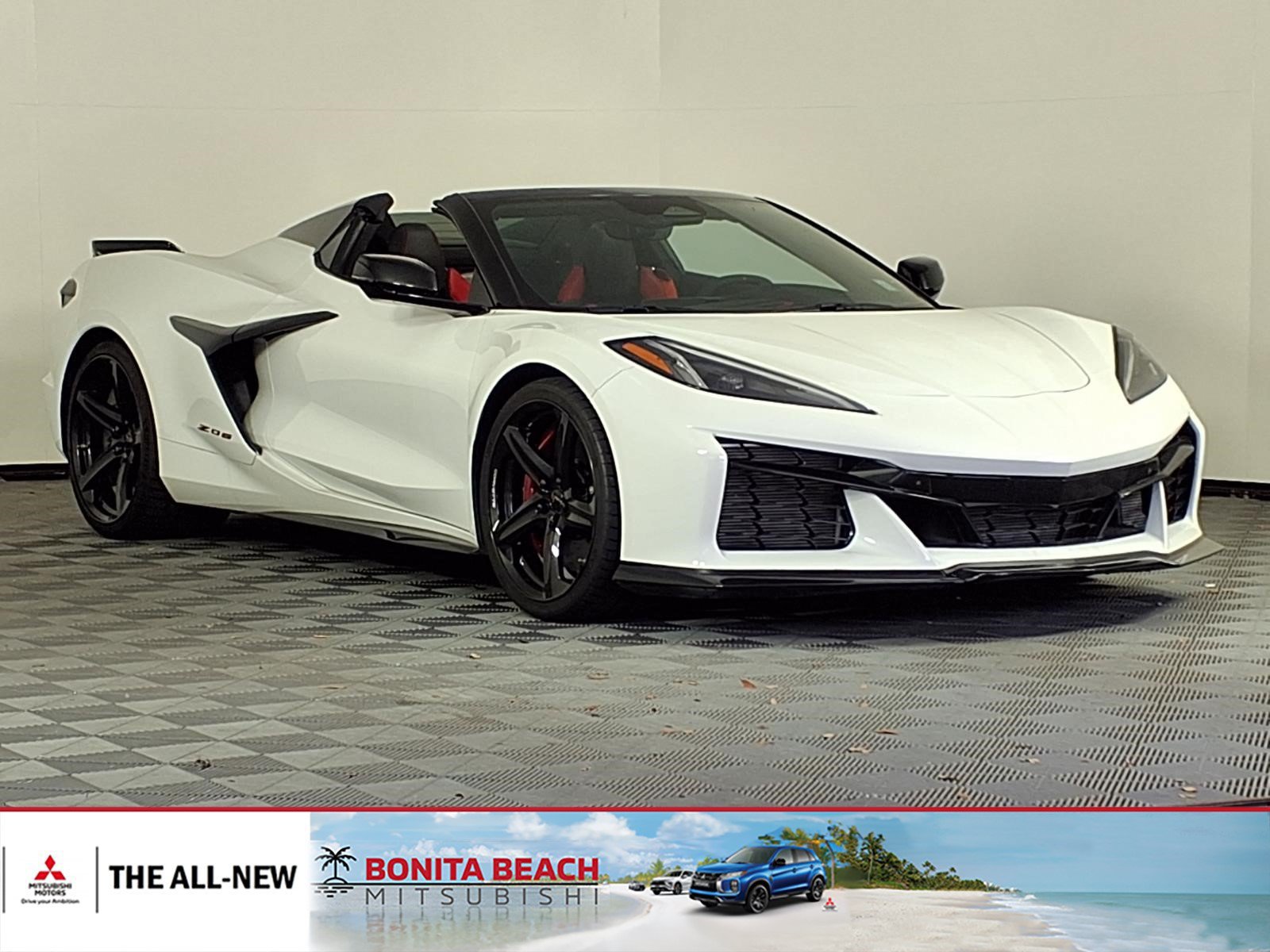 Used 2025 Chevrolet Corvette Z06 w/ Battery Protection Package RWD image 1
