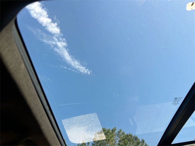 Used 2021 GMC Yukon Denali w/ Denali Premium Package image 26