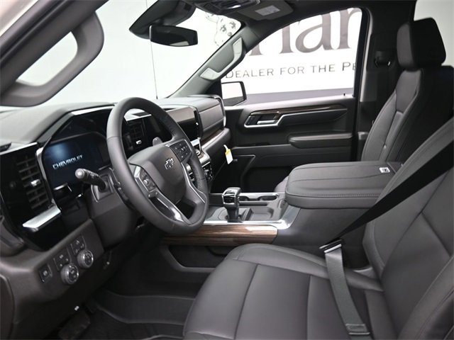 New 2026 Chevrolet Silverado 1500 RST w/ Dark Appearance Package image 8