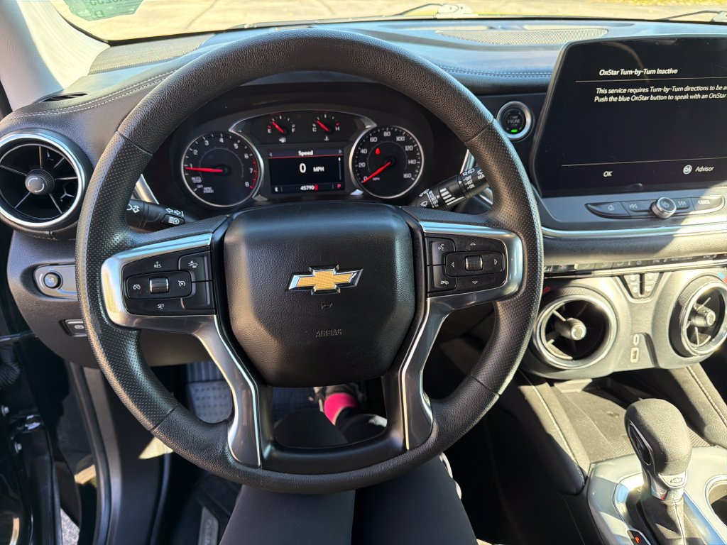 Used 2025 Chevrolet Blazer LT AWD/4WD image 23
